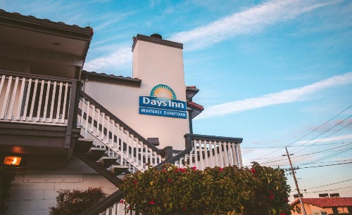 Days Inn by Wyndham Monterey Downtown image 38